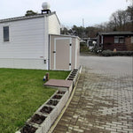 Lade das Bild in den Galerie-Viewer, Anbau-Gartenhaus aus beigem Harz, 3,55 m², inkl. Fundament-Kit - JOBU
